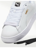 Zapatillas 𝐋𝐔𝐀𝐋 PUMA Suede XL blancas con cordones anchos y detalles dorados para un estilo urbano moderno.